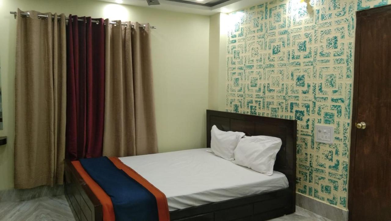 Dubby Indian Hotel Inn ! Puri Exterior photo